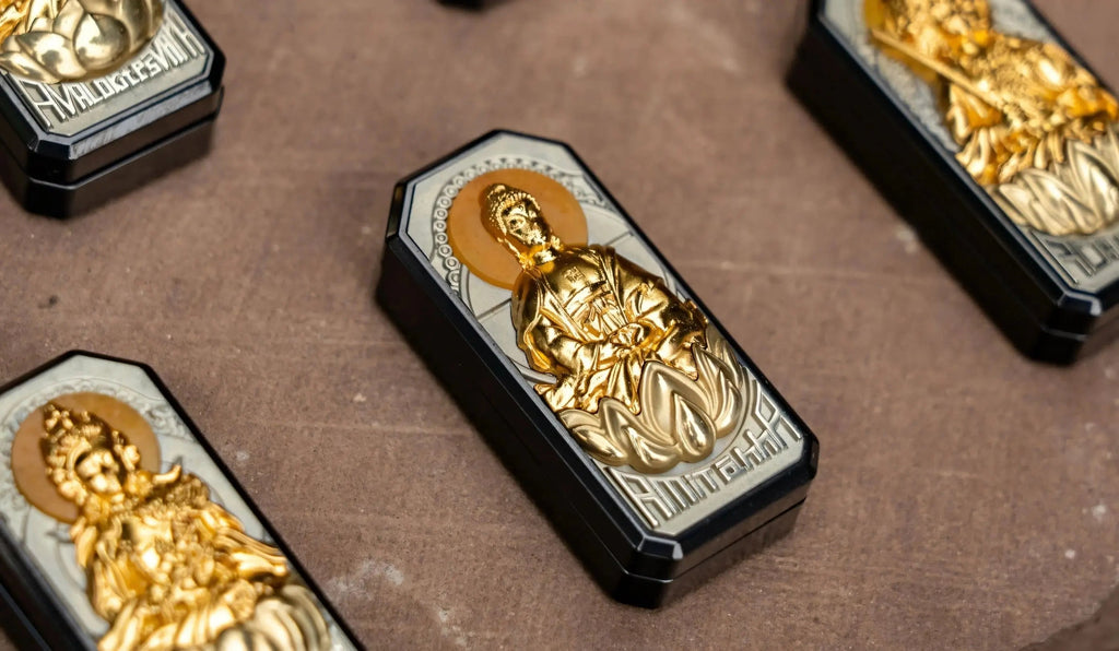 YOLO STUDIO Guardian Buddha