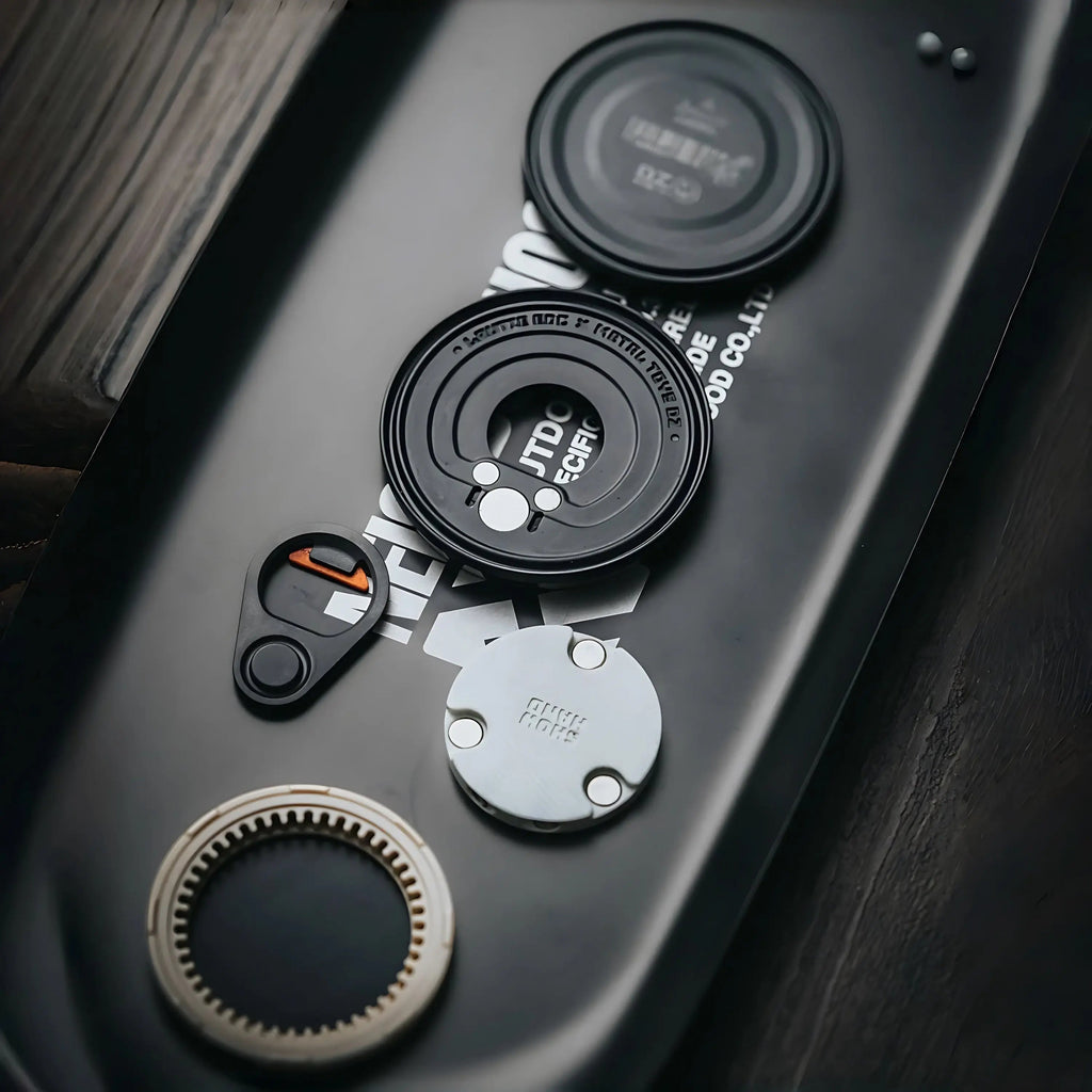 Image uploaded by api for Showhand Can Pocket-11