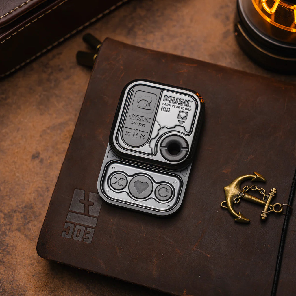 01 EDC CD Player Cube